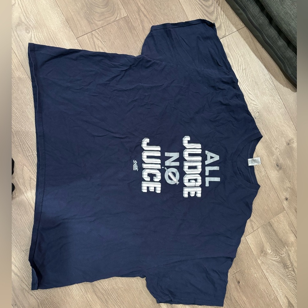 T shirt